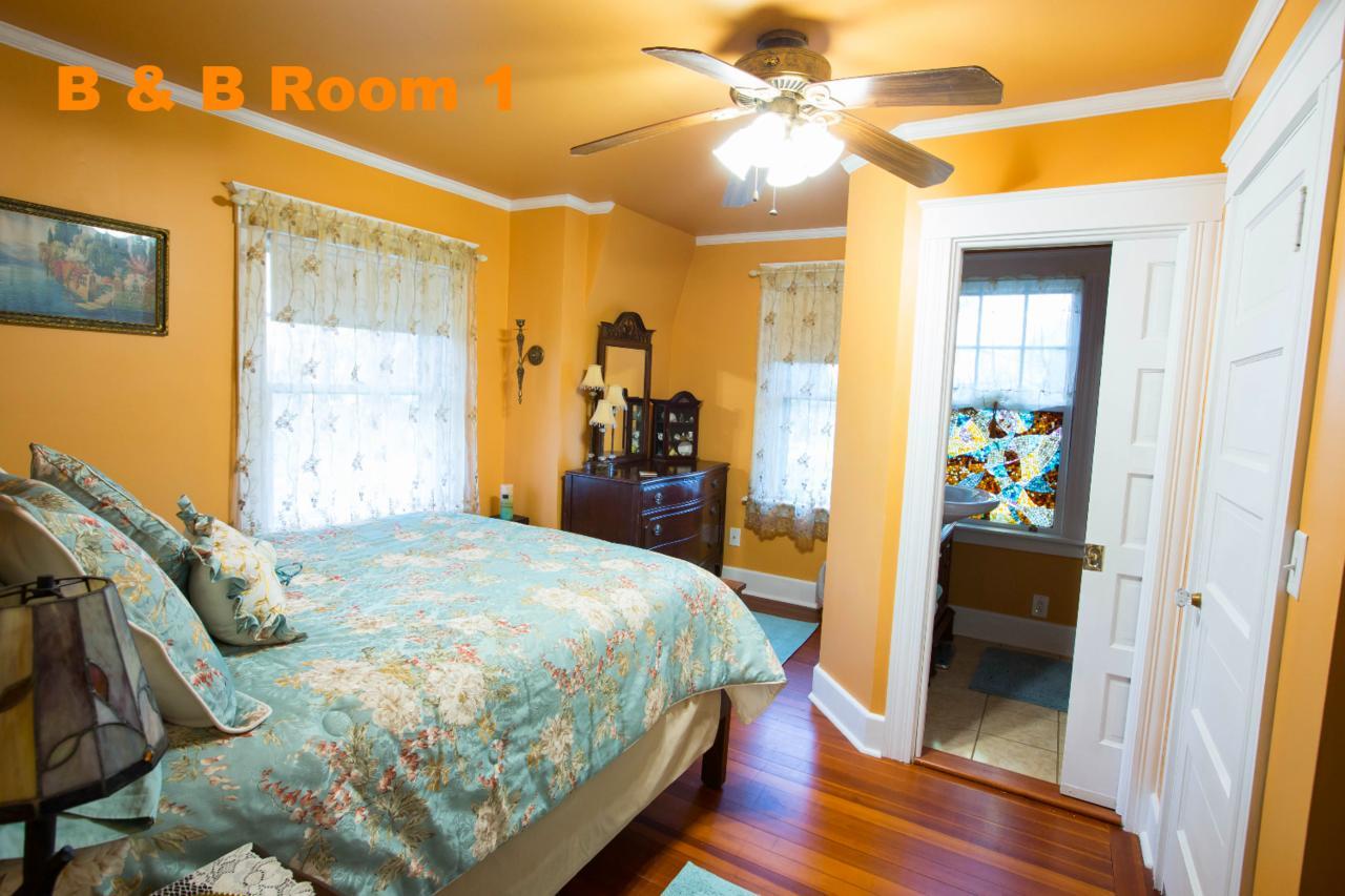 Sheppard'S Campus B&B Kingston Екстер'єр фото